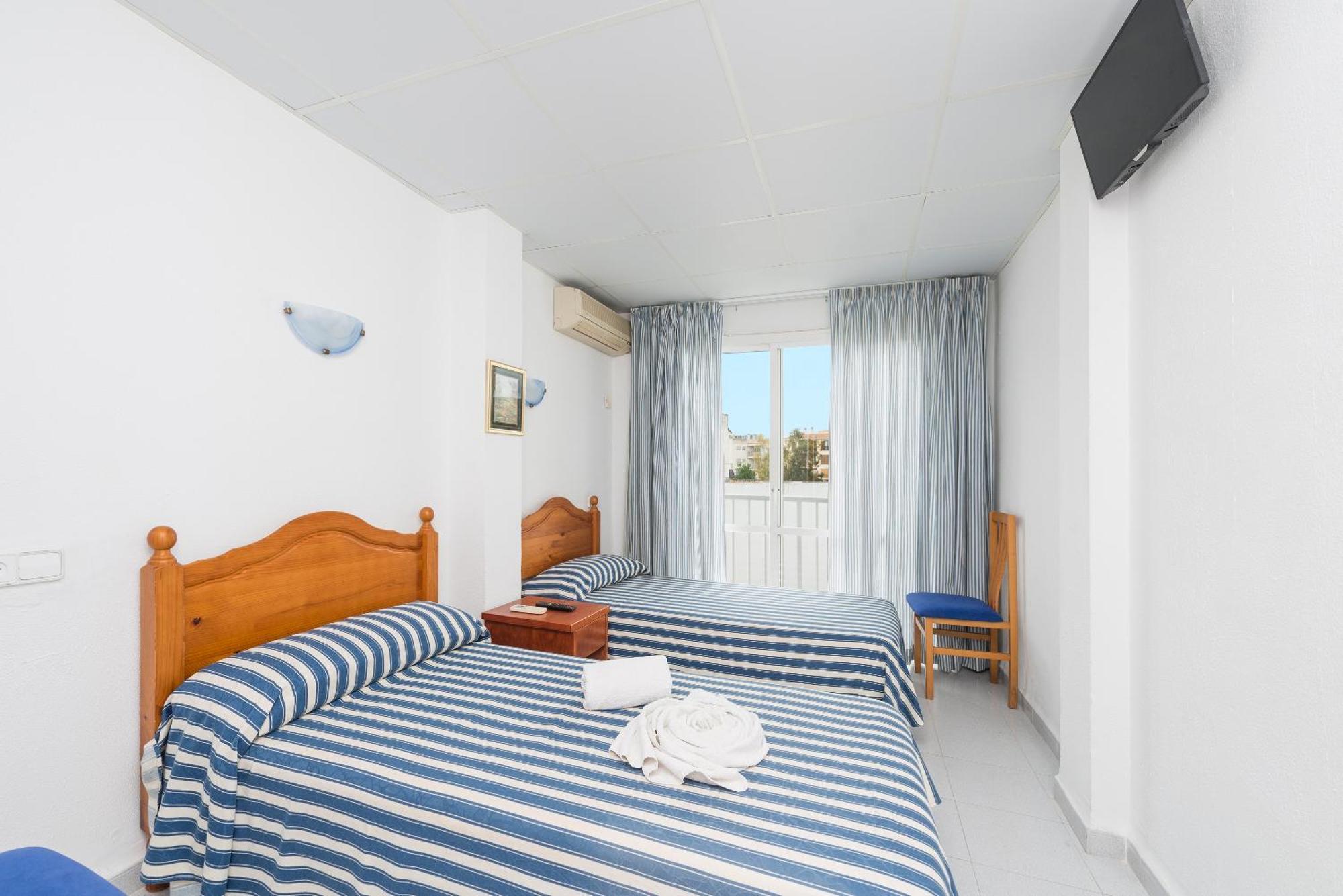 Hostal Vista Alegre Port de Alcudia  Eksteriør billede