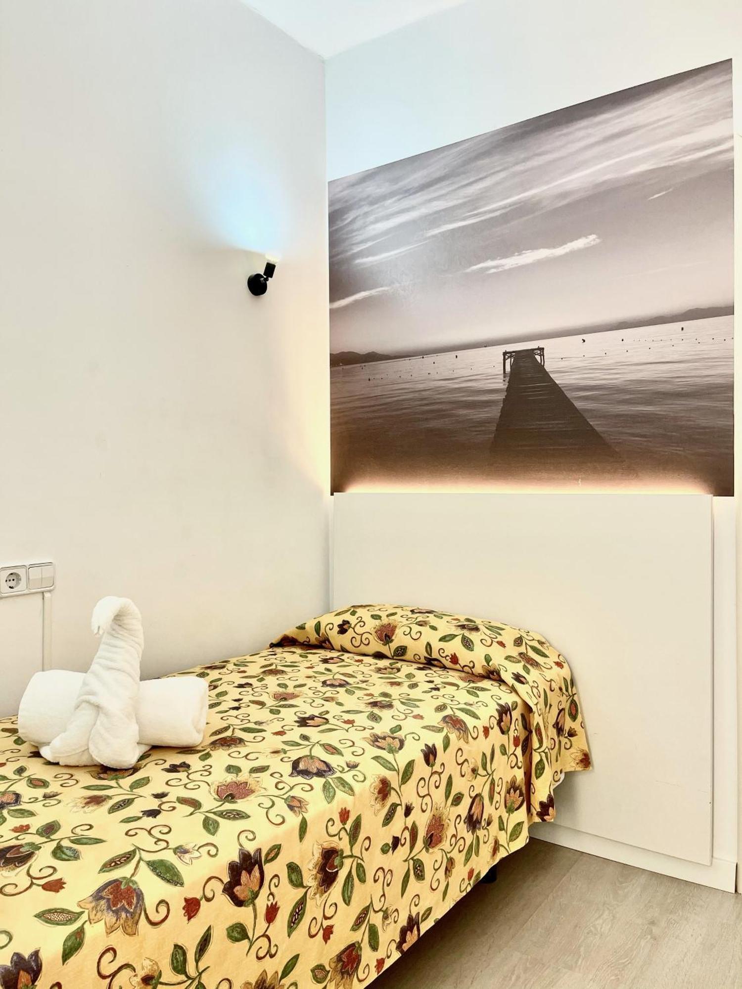 Hostal Vista Alegre Port de Alcudia  Eksteriør billede